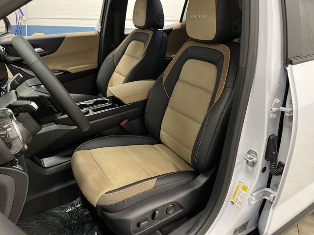 2026 Chevrolet Equinox ACTIV photo 2