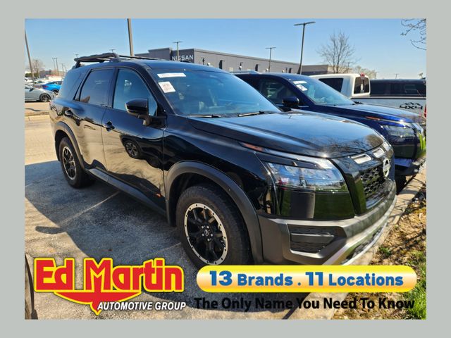 Super Black 2025 Nissan Pathfinder Rock Creek 4WD SUV / Crossover All-Wheel Drive 9-Speed Automatic