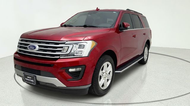 2019 Ford Expedition XLT Red at Autostrade