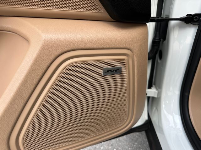 Used 2019  Porsche S image 18