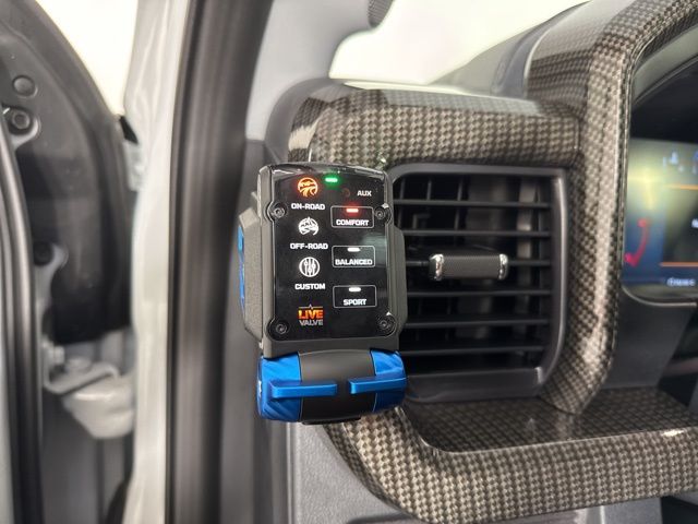 2025 Avalanche Ford Super Duty F-250 SRW Lariat 4X4 Truck