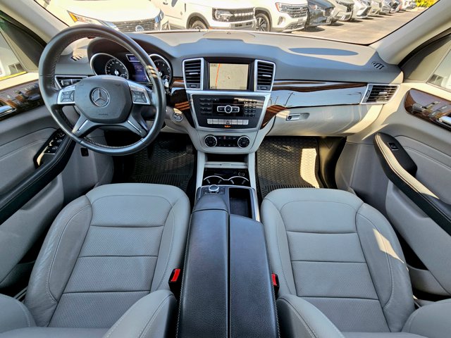 Used 2014  Mercedes-Benz ML 350 image 29
