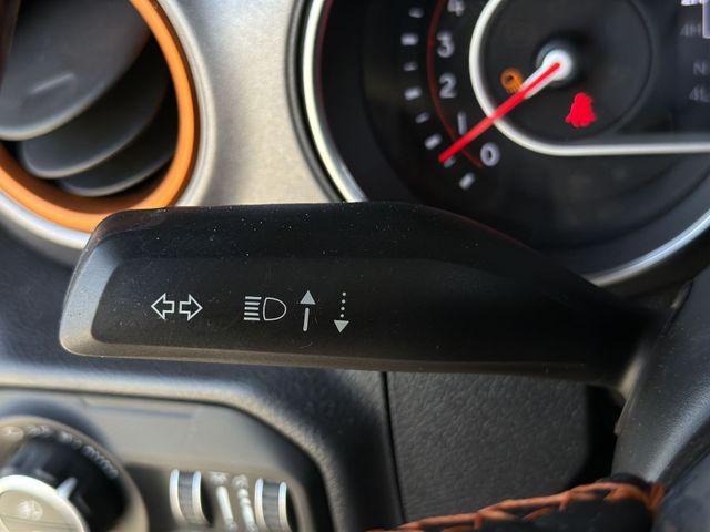 Used 2021 Gray Jeep Mojave image 31