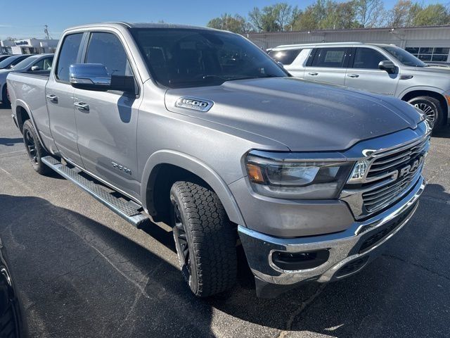 Billet Silver Metallic Clearcoat 2019 RAM 1500 Laramie Quad Cab 4WD Pickup Truck Four-Wheel Drive 8-Speed Automatic