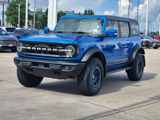 2021 Ford Bronco Outer Banks Blue at DeMontrond Ford