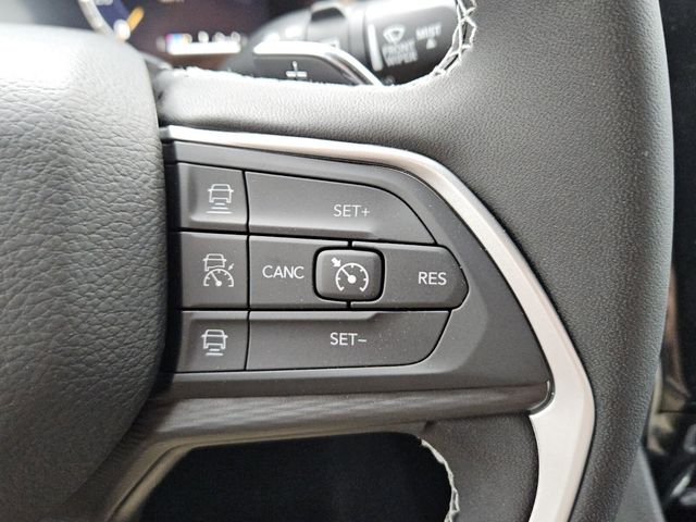 2026 Jeep Grand Cherokee L Laredo 4x4