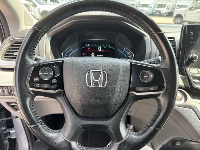 Used 2019 Black Honda EX-L image 25