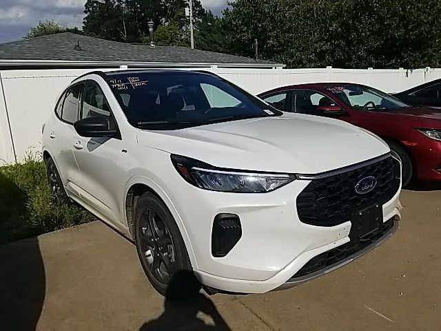 Used 2023 Ford Escape SUV