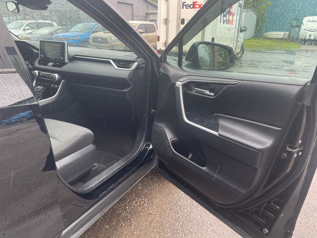 Used 2021 Toyota RAV4 SUV