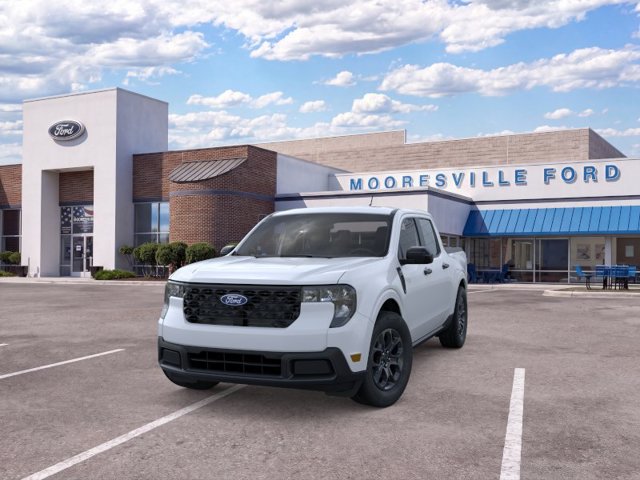New 2026 White Ford XLT image 2