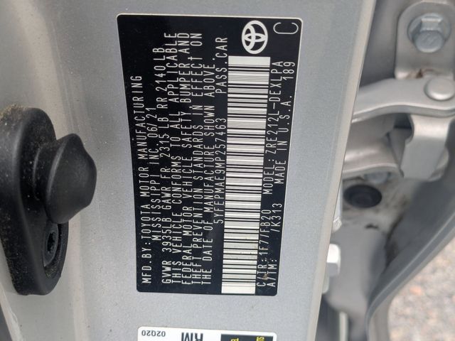 2021 Toyota Corolla LE Silver at Davis Toyota of Orangeburg
