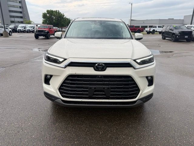 2024 Coastal Cream Toyota Grand Highlander Platinum AWD SUV