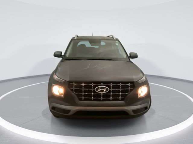 Used 2024 Gray Hyundai SEL image 9