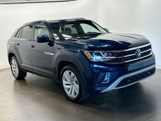 2020 Volkswagen Atlas Cross Sport 2.0T SE w/Technology Blue at Sutliff Volkswagen
