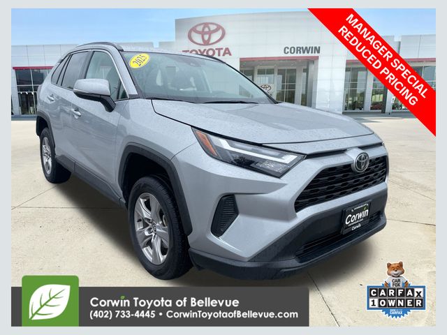2025 Toyota RAV4 Plata (Silver Sky Metallic) SUV/Crossover Tracción en las cuatro ruedas 8 velocidades Automática
