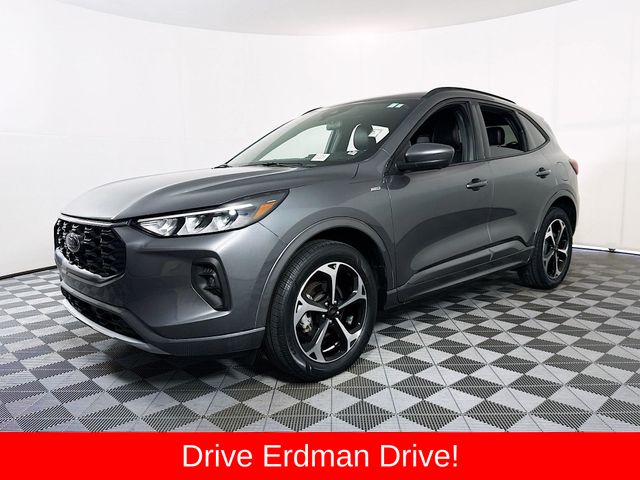 Used 2023 Ford Escape SUV