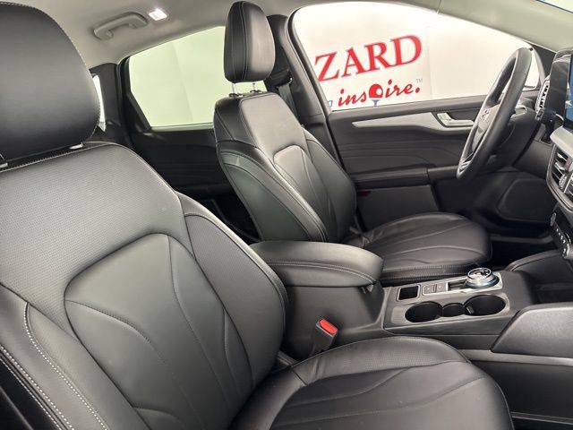 2025 Carbonized Gray Metallic Ford Escape Platinum AWD SUV