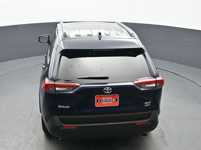 2021 Toyota RAV4 XLE Premium 38