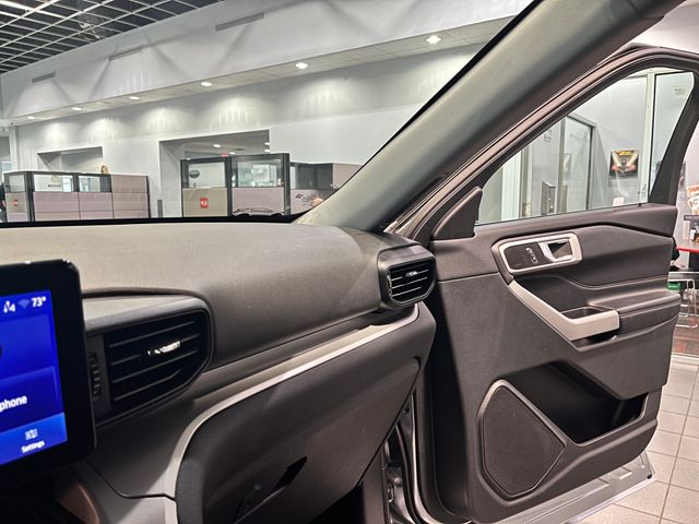 2024 Ford Explorer XLT Silver at Jones Ford
