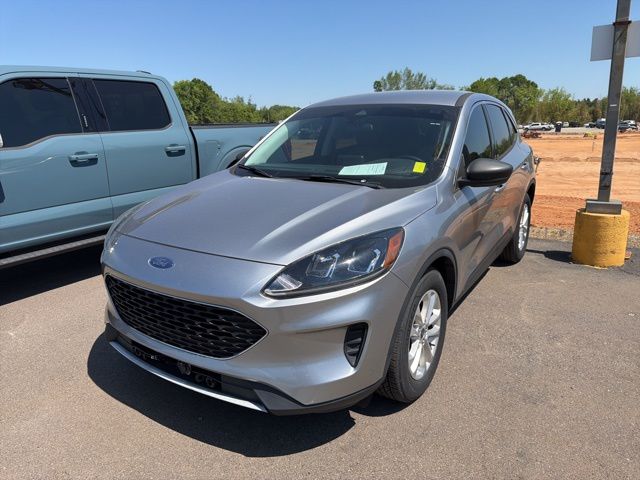 2022 Ford Escape SE Hybrid