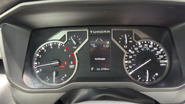 Used 2022 White Toyota SR5 image 12