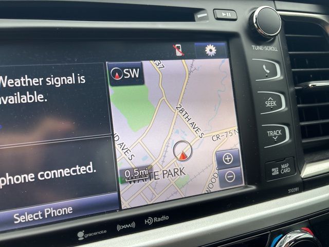 2019 Midnight Black Metallic Toyota Highlander Hybrid Limited AWD SUV