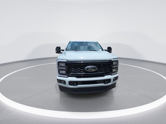 New 2026 Avalanche Ford F-250® Lariat® image 3