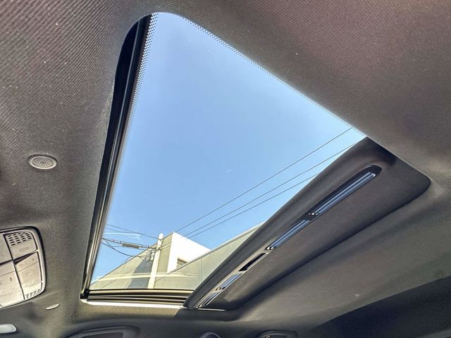 used 2022 Mercedes-Benz GLC car, priced at $39,630