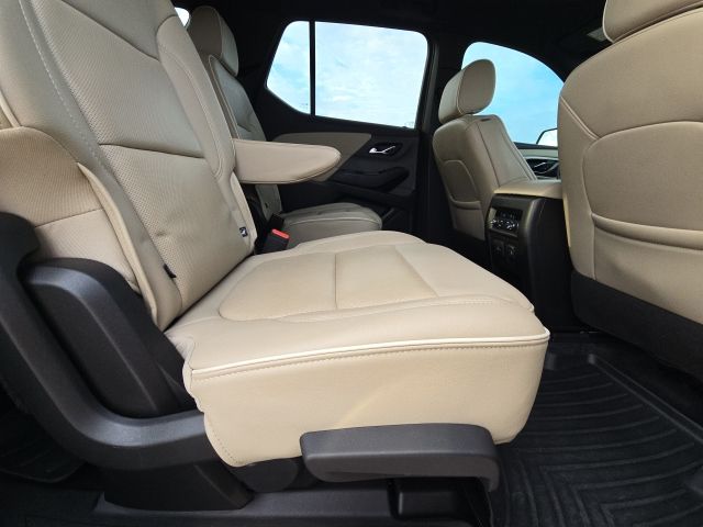 2022 Chevrolet Traverse Premier:44956A