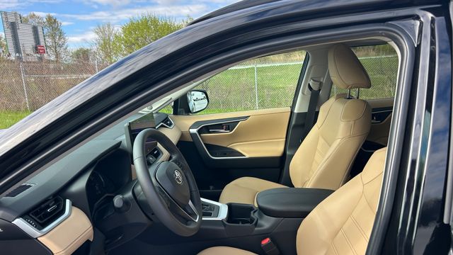 Used 2025 Toyota RAV4 SUV