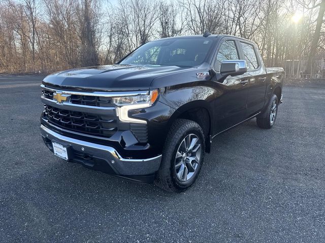 2026 Chevrolet Silverado 1500 LT Crew Cab 4WD