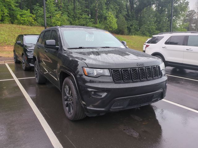 Used 2019 Black Jeep Altitude image 5