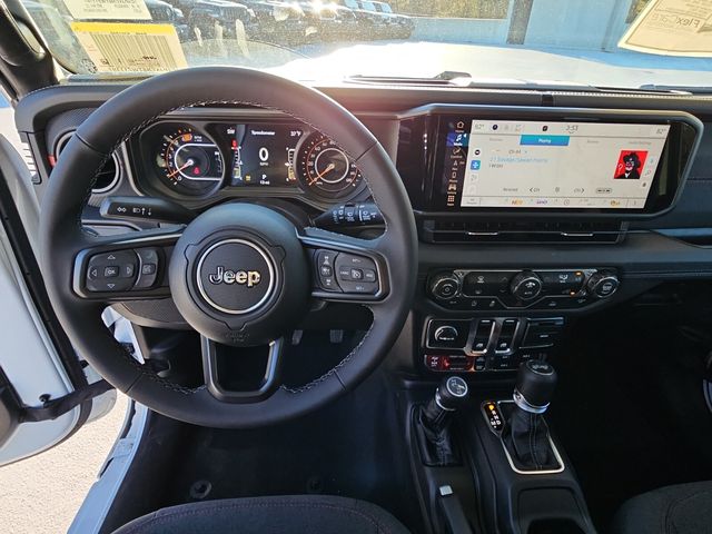 New 2026 White/off-white Jeep Rubicon image 10