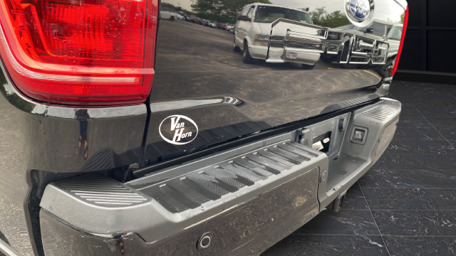 Used 2021 Black Metallic Ford XLT image 33