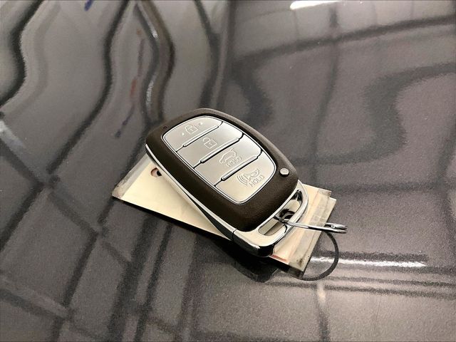 2019 Hyundai Tucson Value Gray at Grove City Ford