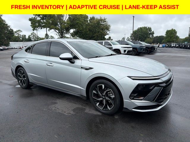 Aero Silver 2024 Hyundai Sonata Sedan Front-Wheel Drive 8-Speed Automatic