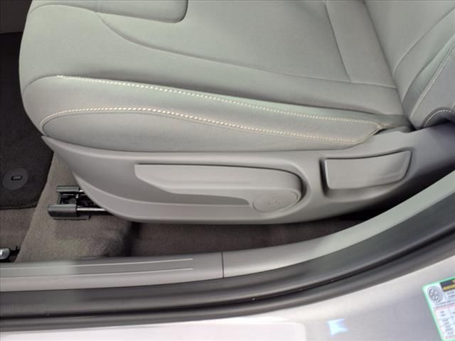 2025 Hyundai Elantra SEL Convenience photo