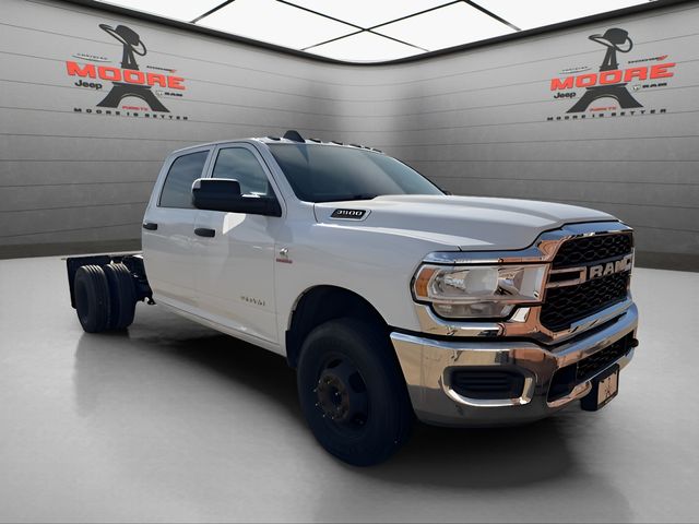 2021 RAM 3500 Chassis Tradesman Crew Cab LB DRW 4WD