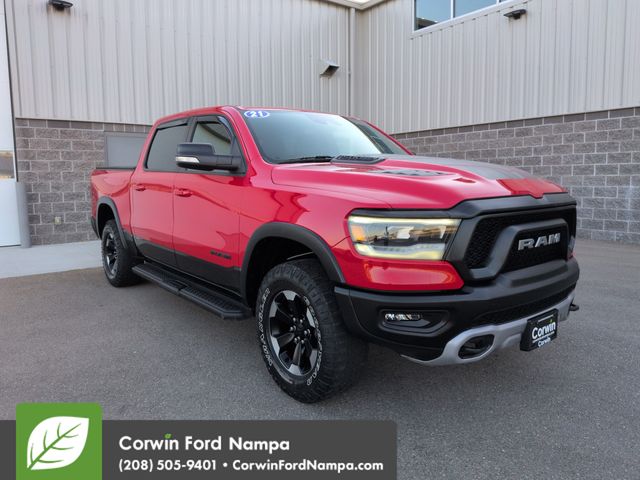 Flame Red Clearcoat 2021 RAM 1500 Pickup Truck Four-Wheel Drive 8-Speed Automatic