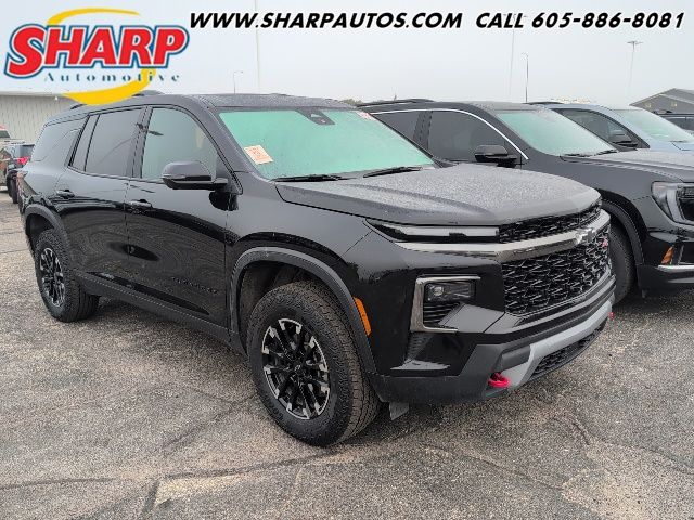 Black 2025 Chevrolet Traverse SUV / Crossover Four-Wheel Drive 8-Speed Automatic
