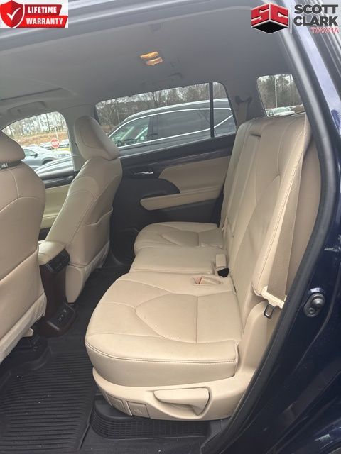 2021 Toyota Highlander Hybrid Limited