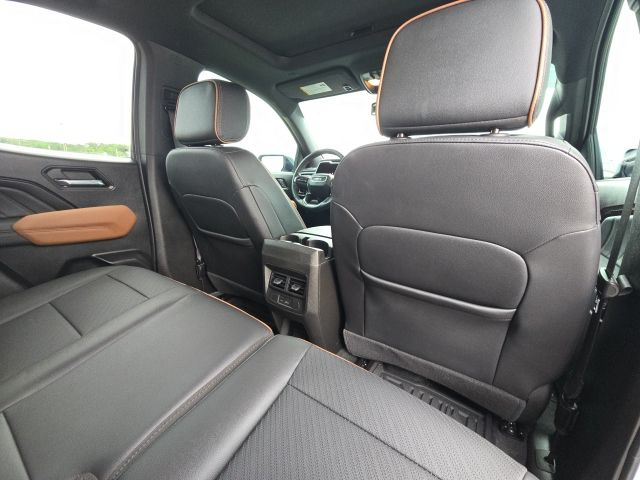 2024 GMC Canyon AT4:C02670