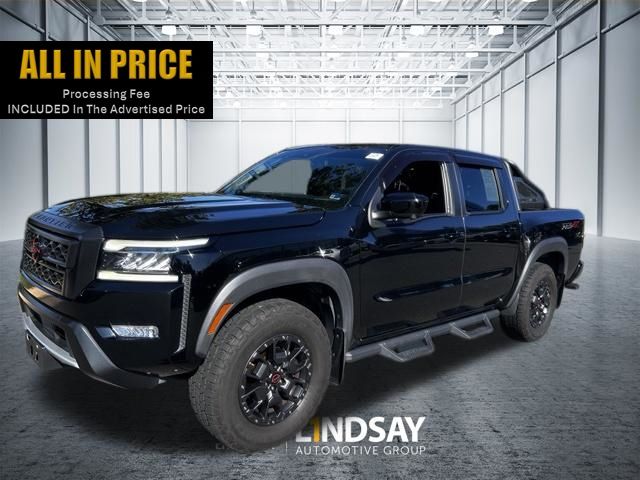 Super Black 2022 Nissan Frontier Pickup Truck Four-Wheel Drive 9-Speed Automatic