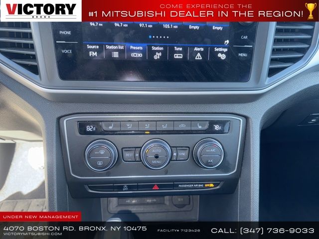 2021 Volkswagen Atlas 3.6L V6 SE w/Technology photo