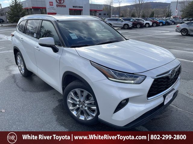 Pearl 2026 Toyota Highlander Limited AWD SUV / Crossover All-Wheel Drive 8-Speed Automatic