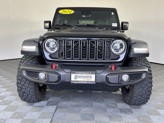 Used 2024 Jeep Wrangler SUV
