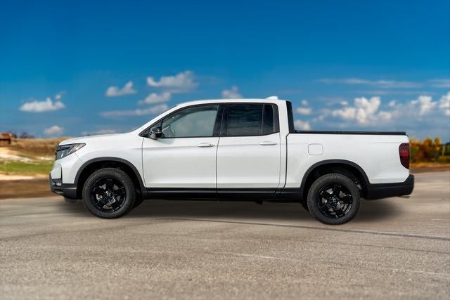 2025 Honda Ridgeline Black Edition 4