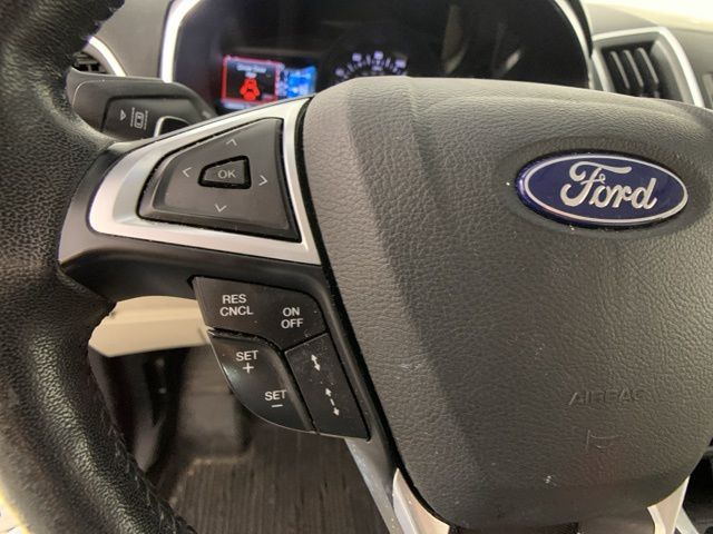 2018 Ford Edge Titanium 16