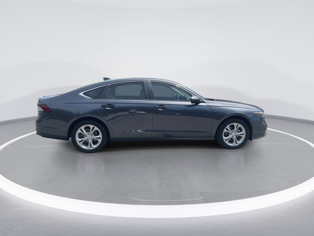 Used 2023  Honda LX image 9