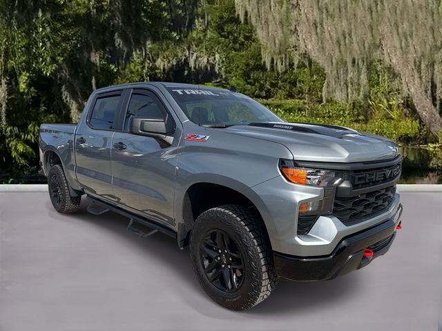 Sterling Gray Metallic 2025 Chevrolet Silverado 1500 Custom Trail Boss Crew Cab 4WD Pickup Truck Four-Wheel Drive Automatic